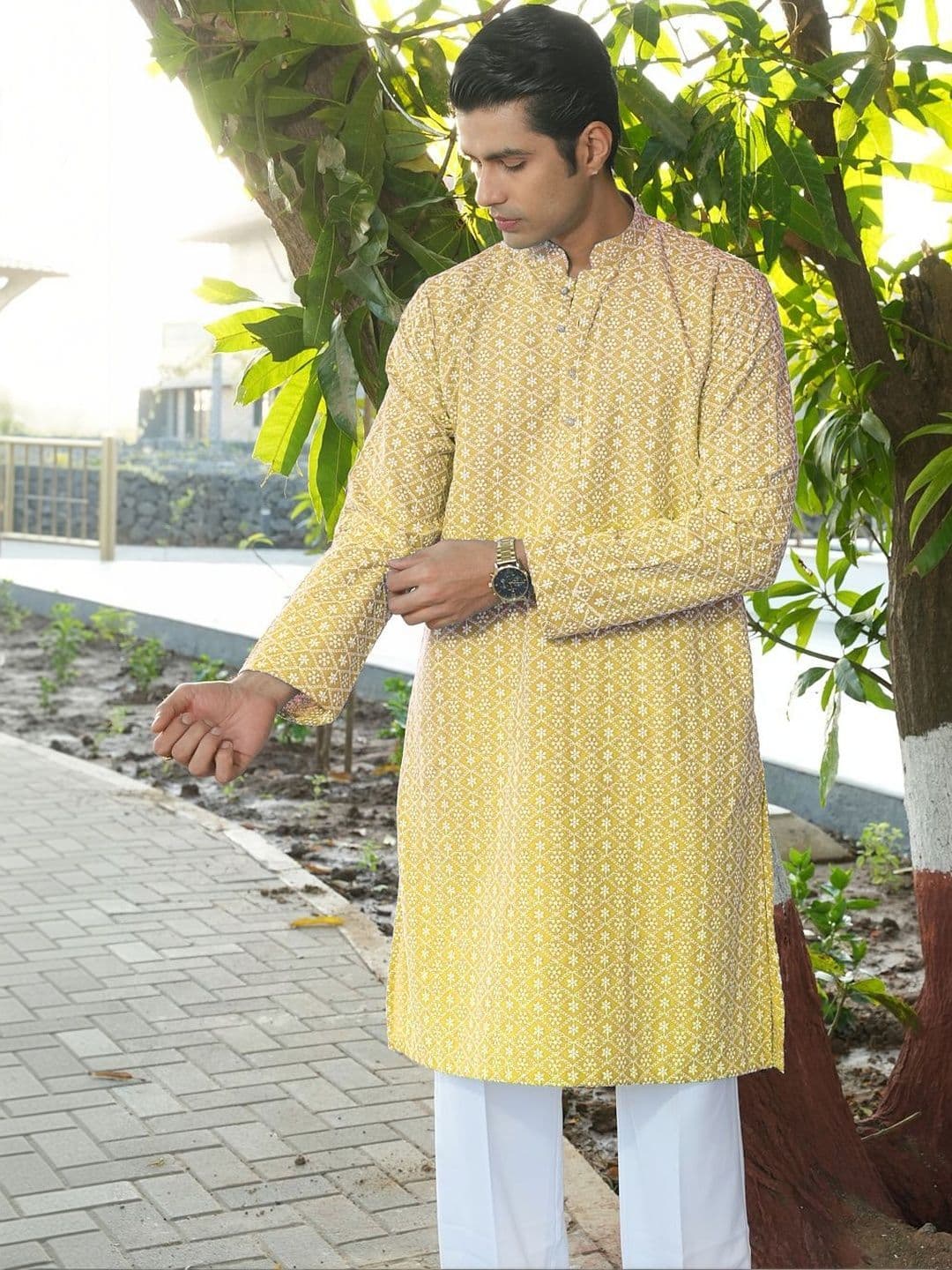 Anouk Men Geometric Embroidery Knee Length Straight Kurta thumbnail 10