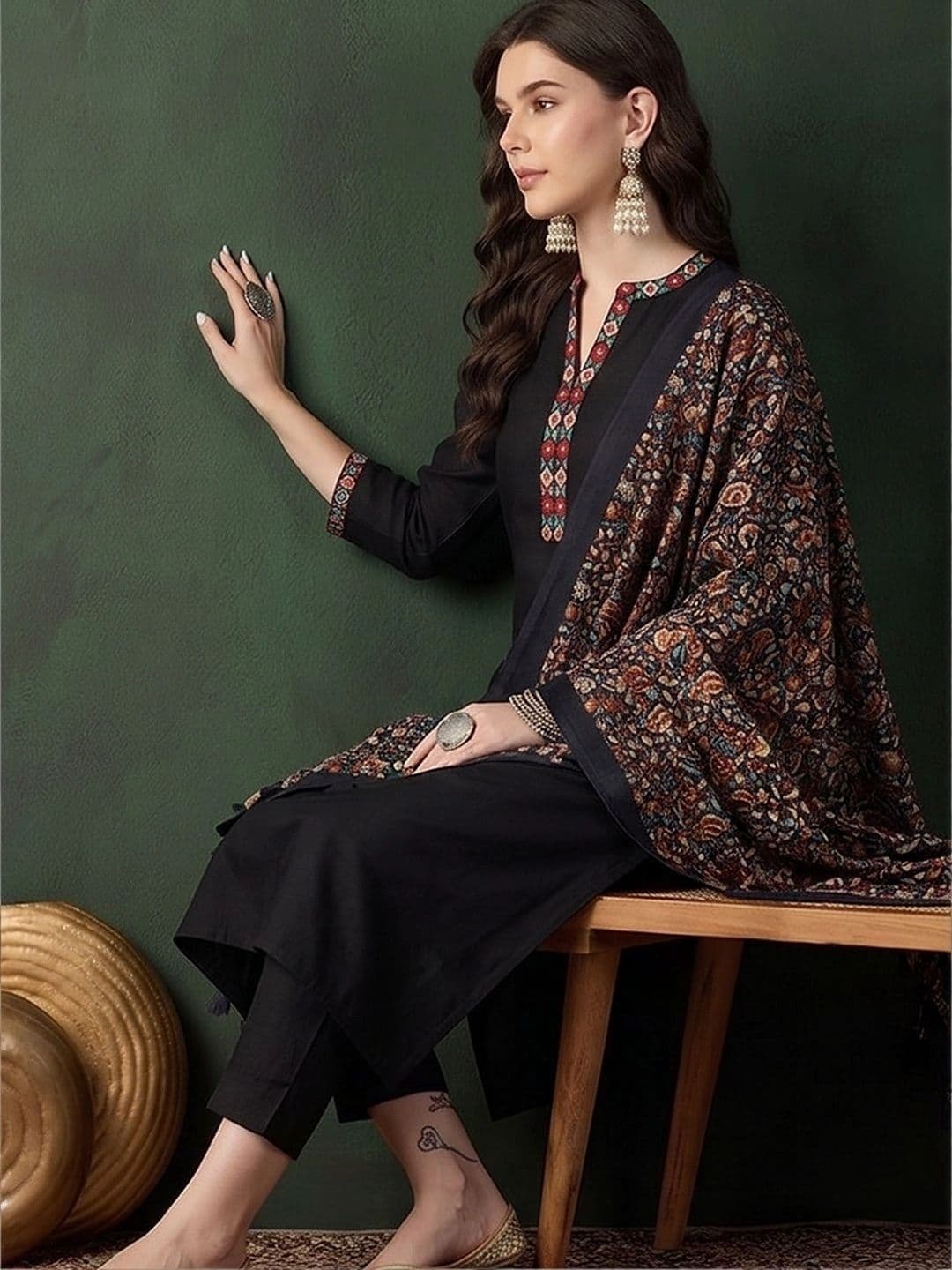 Sangria Women Ethnic Motifs Embroidered Regular Thread Work Pure Cotton Kurta with Trousers & With Dupatta thumbnail 5