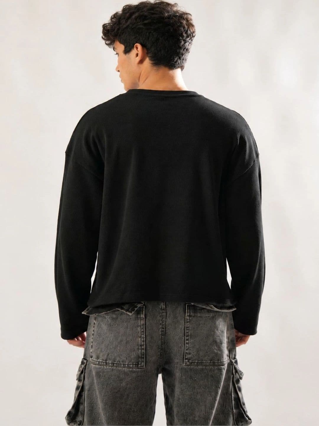 BEOVER Men's Black Boxy Crop T-shirt with Drop-Shoulder thumbnail 4