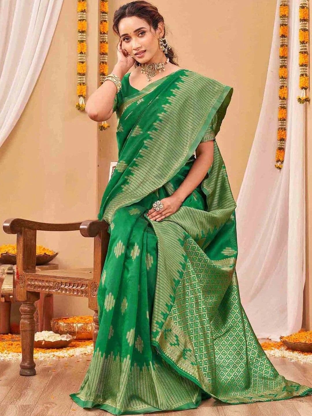KALINI Woven Design Zari Art Silk Fusion Saree thumbnail 7