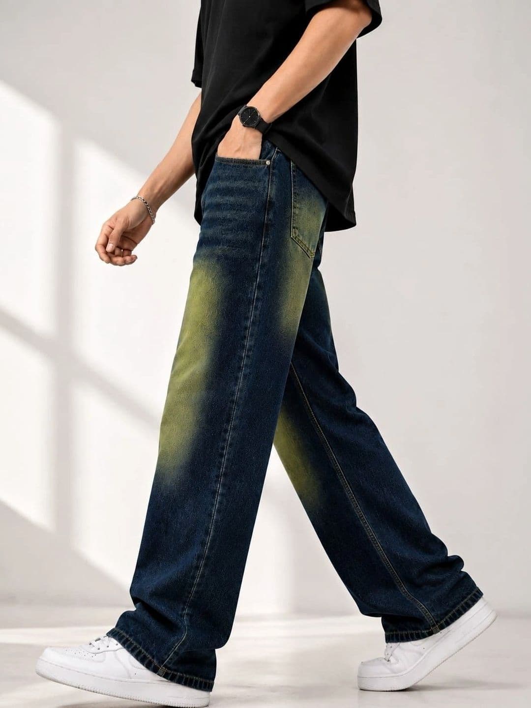 VK CULTURE Men Wide Leg Mid-Rise Light Fade Coated Jeans thumbnail 4