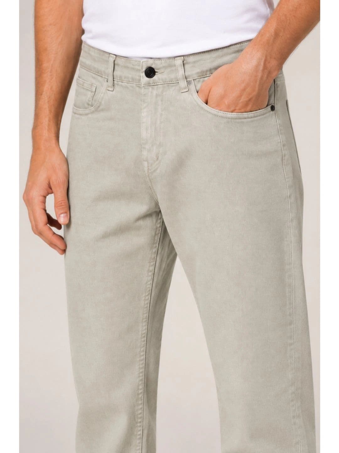 ZUSH Men Straight Fit Mid-Rise Stretchable Jeans thumbnail 3