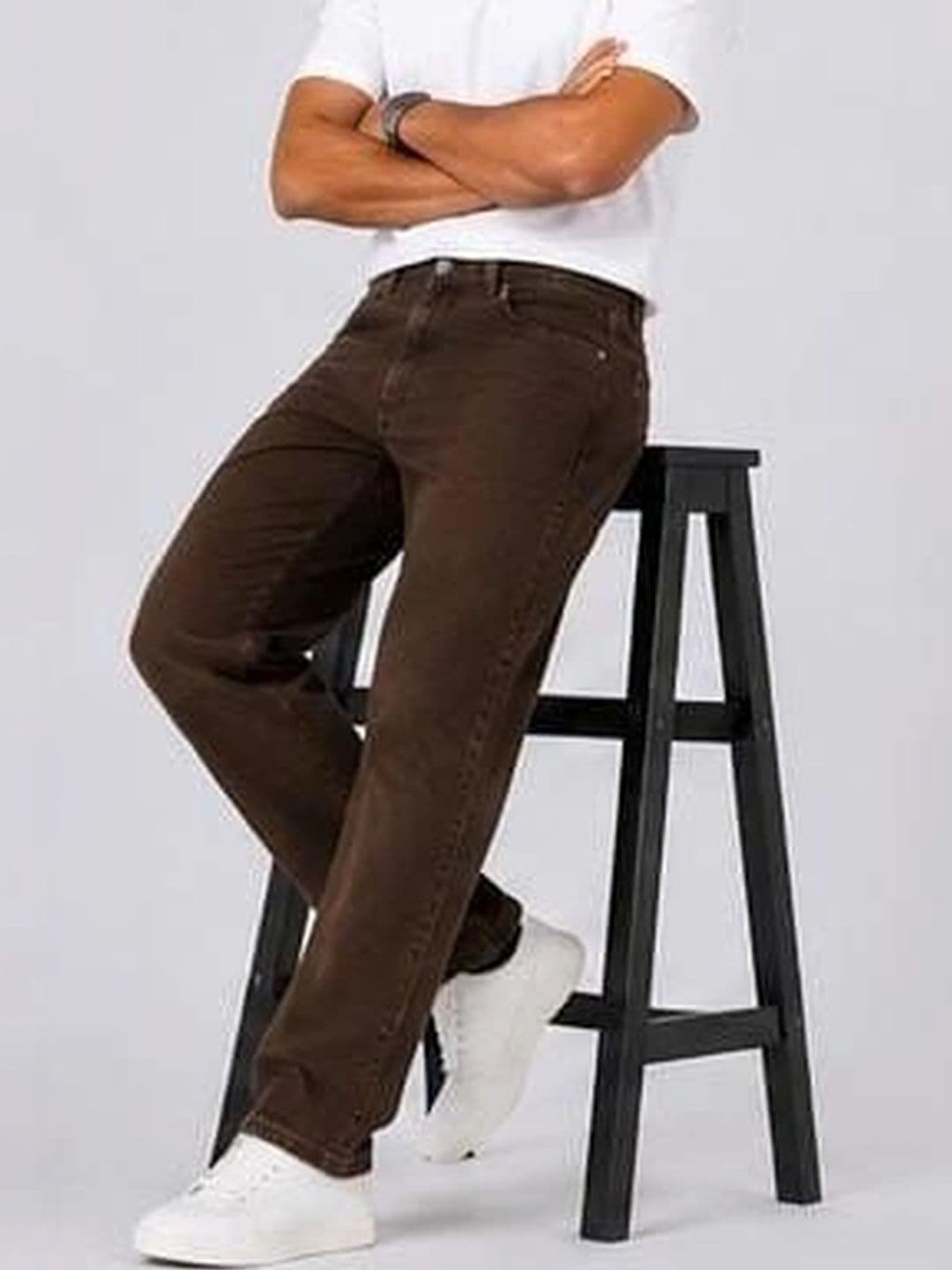 VK CULTURE Men Straight Fit Mid-Rise Light Fade Jeans thumbnail 7