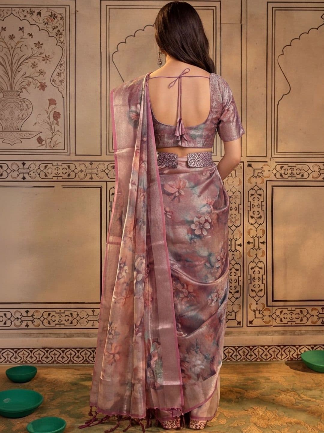 Mitera Women Printed Floral Zari Silk Cotton Fusion Saree thumbnail 6