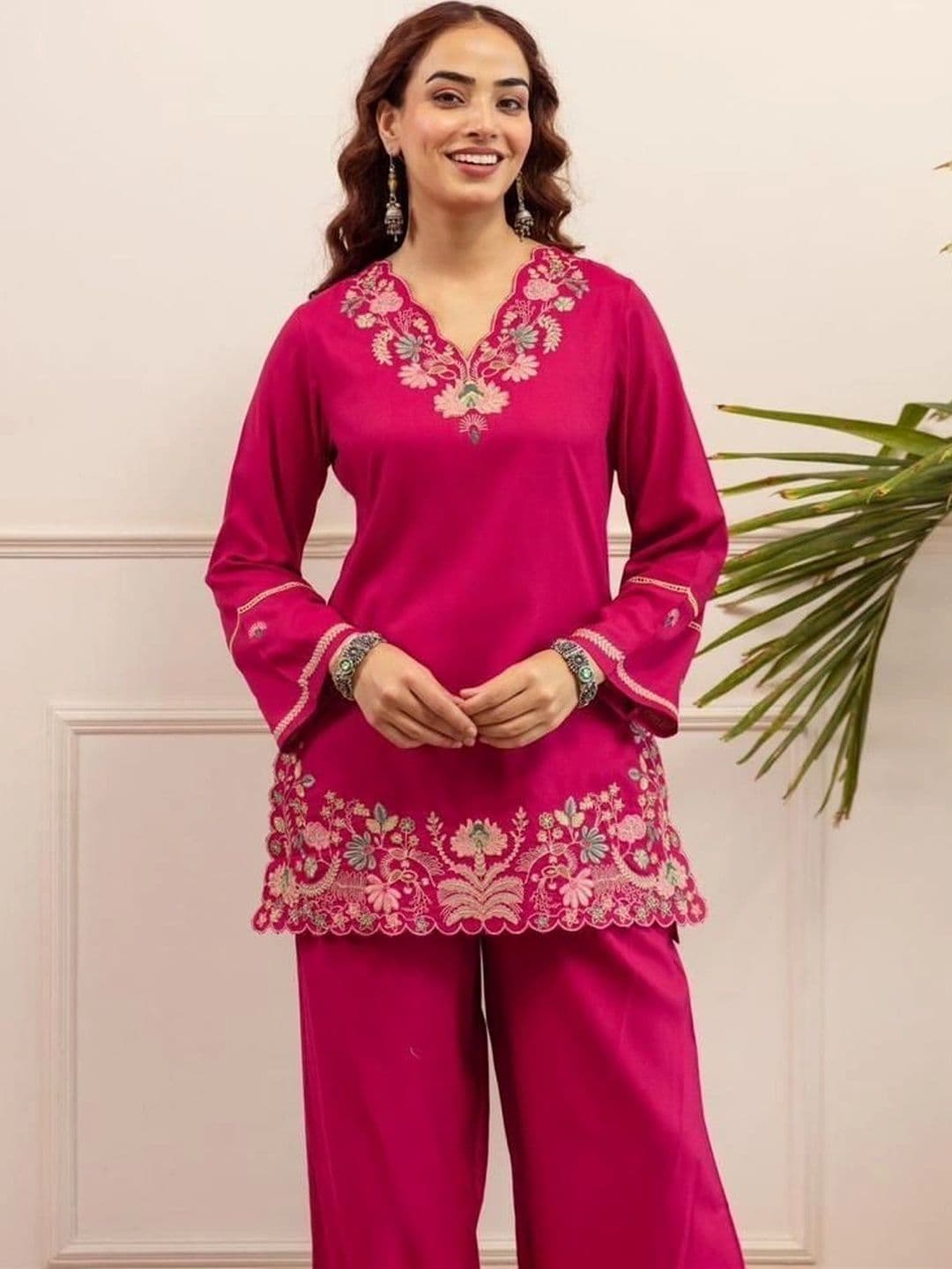 AurexWear Women Ethnic Motifs Embroidered Regular Thread Work Pure Cotton Kurta with Palazzos thumbnail 4