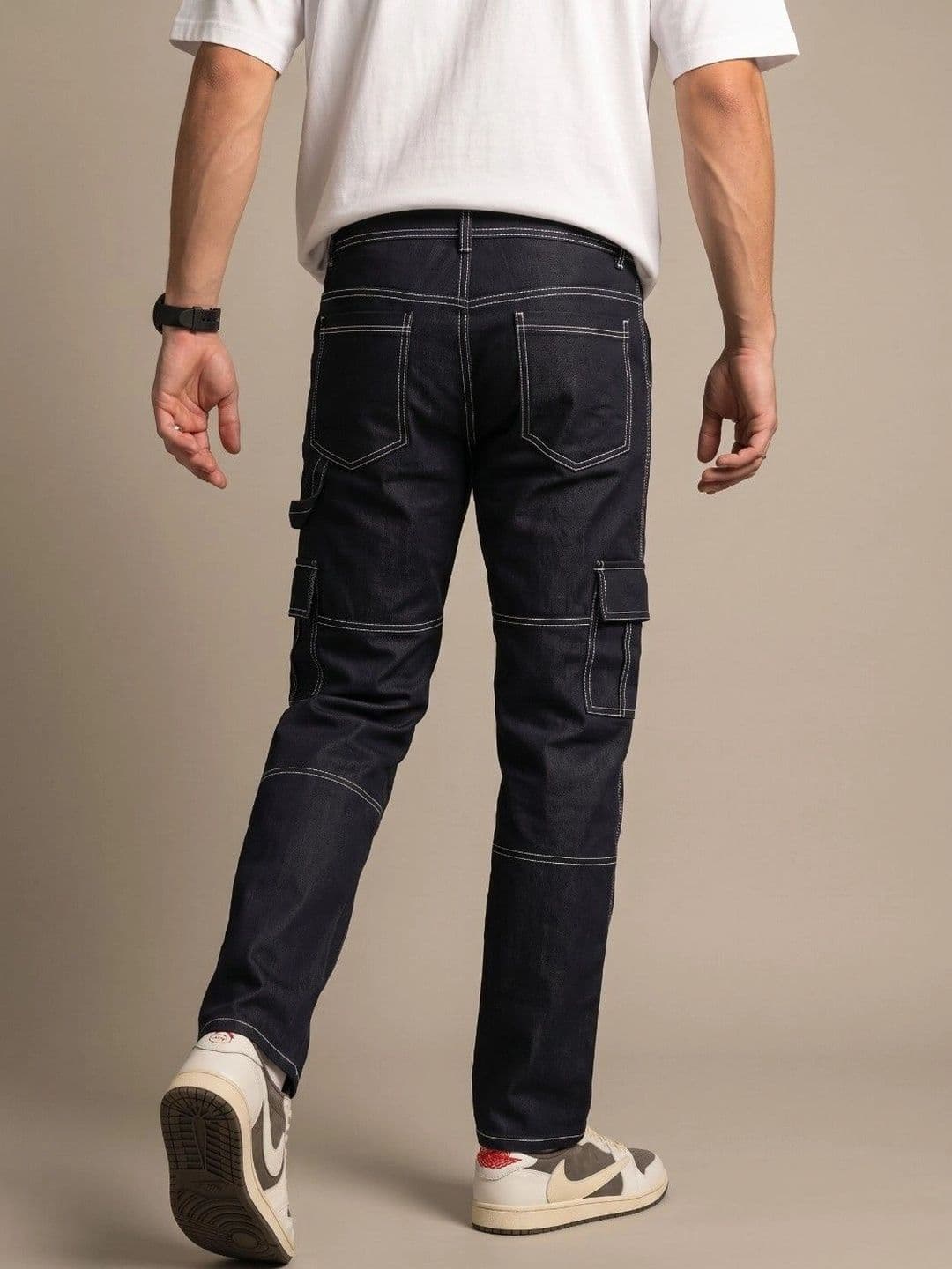 MaverIQ Men Classic Regular Fit Mid-Rise Stretchable Jeans thumbnail 6