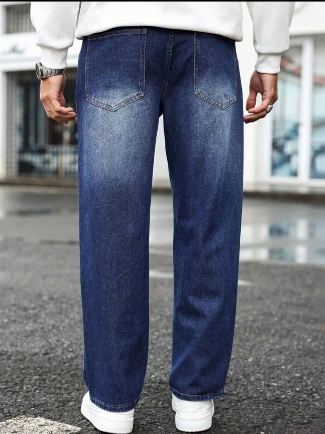 SHIRODHARI Men Low-Rise Jeans thumbnail 3