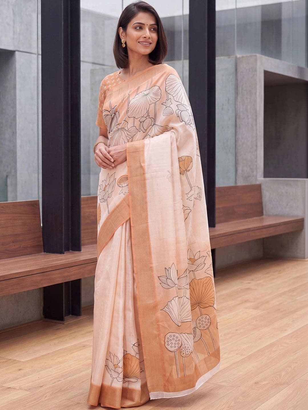 Anouk Floral Silk Blend Designer Chanderi Saree thumbnail 6