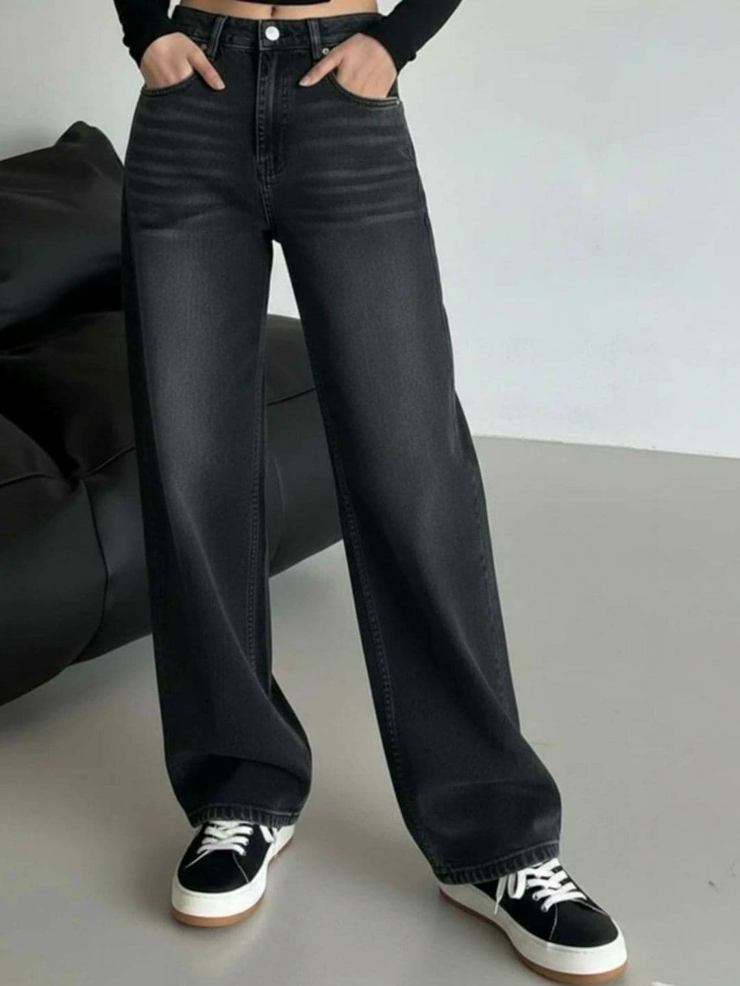SHIRODHARI Women Low-Rise Low Distress Jeans - view 1