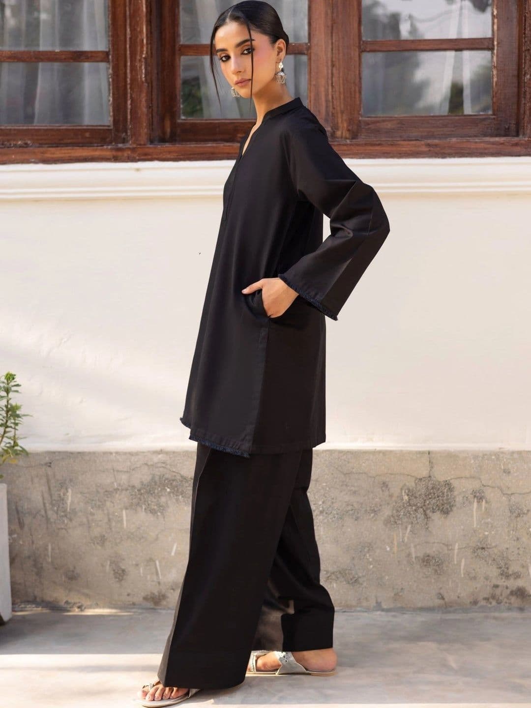 HERE&NOW Women Regular Kurta with Palazzos thumbnail 2