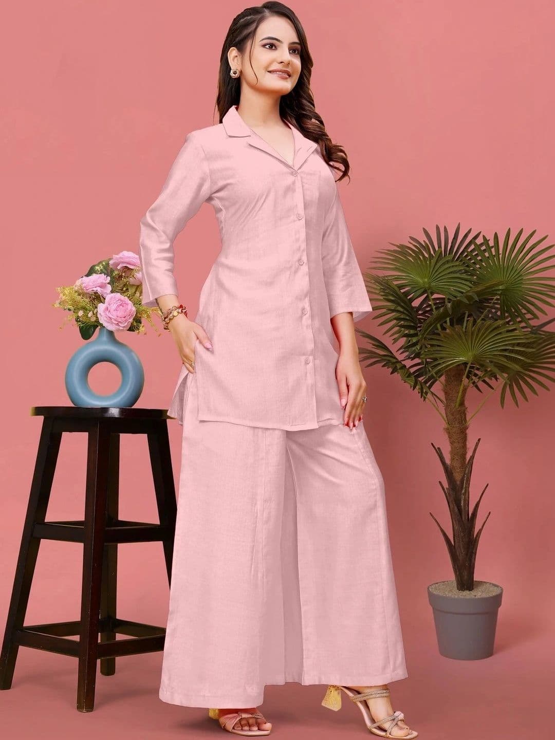 Gitaji Women Regular Pure Cotton Kurta with Palazzos thumbnail 4