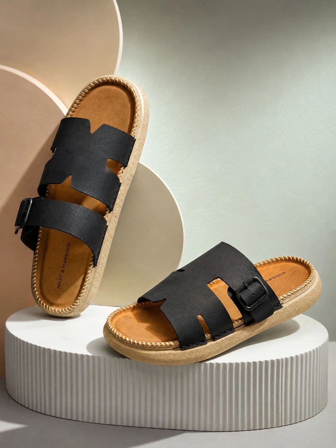 Mast & Harbour Men High  Comfort Sandals thumbnail 2