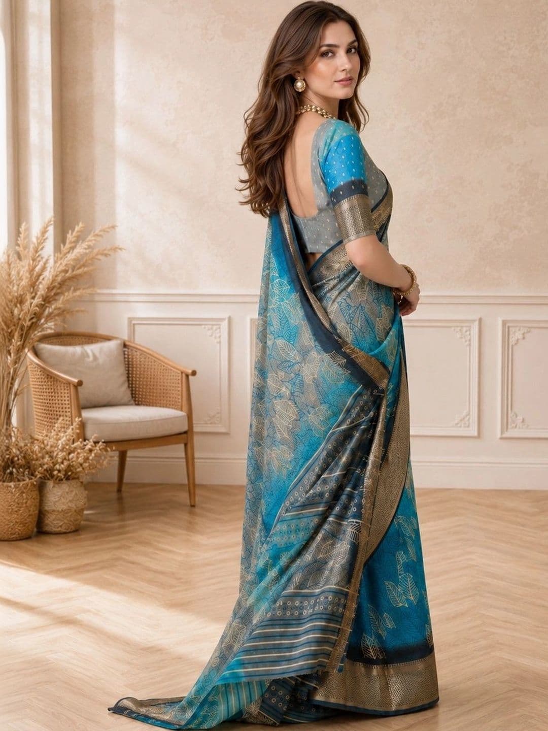 all about you Zari Silk Blend Fusion Patola Saree thumbnail 5