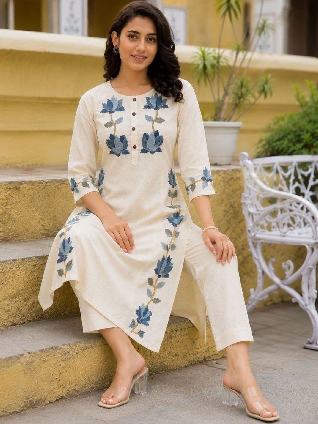 Chandbaali Women Ethnic Motifs Embroidered Pure Cotton Kurta with Trousers thumbnail 7