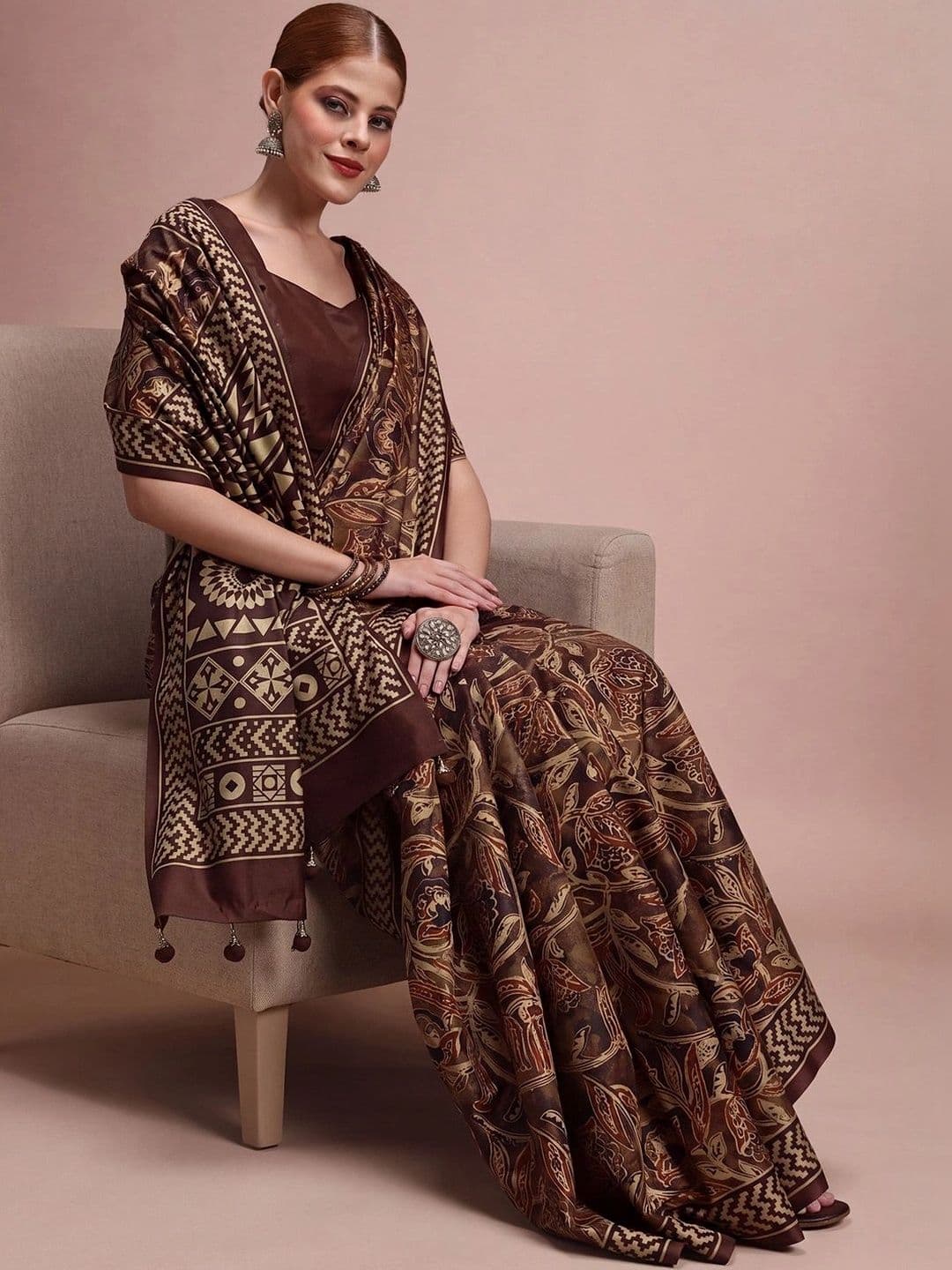 Sangria Kalamkari Silk Blend Designer Block Print Saree thumbnail 4