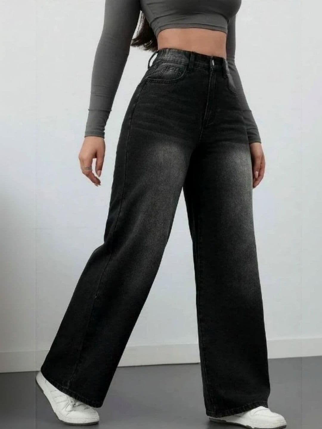 SHIRODHARI Women Low-Rise Low Distress Jeans thumbnail 3