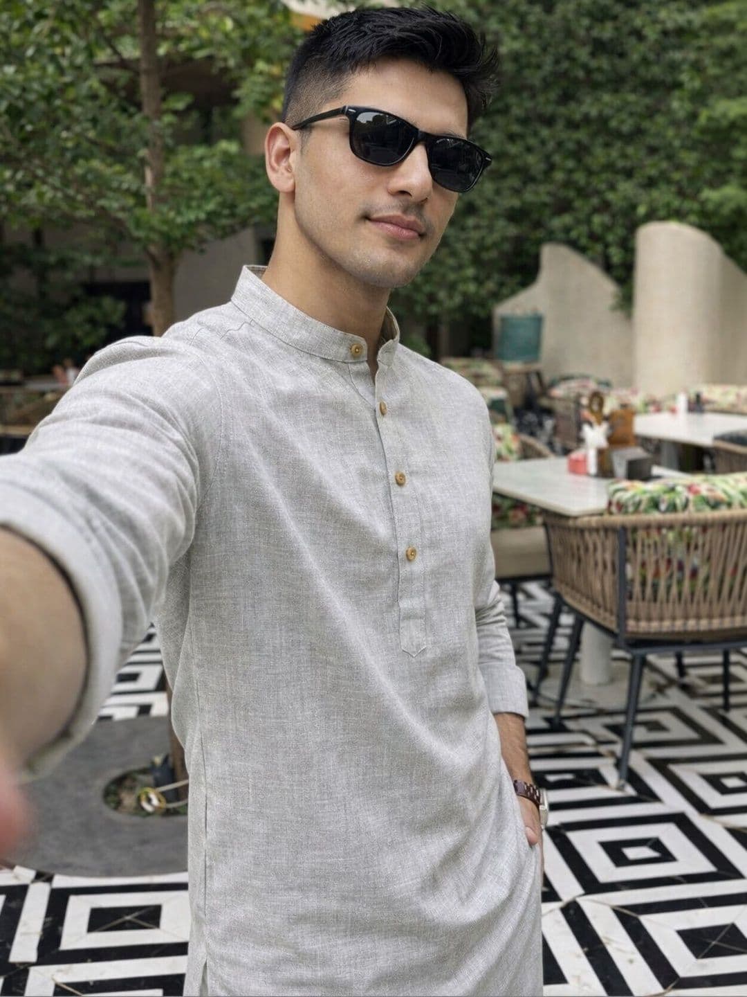 Anouk Men Cotton Linen Long Kurta thumbnail 3