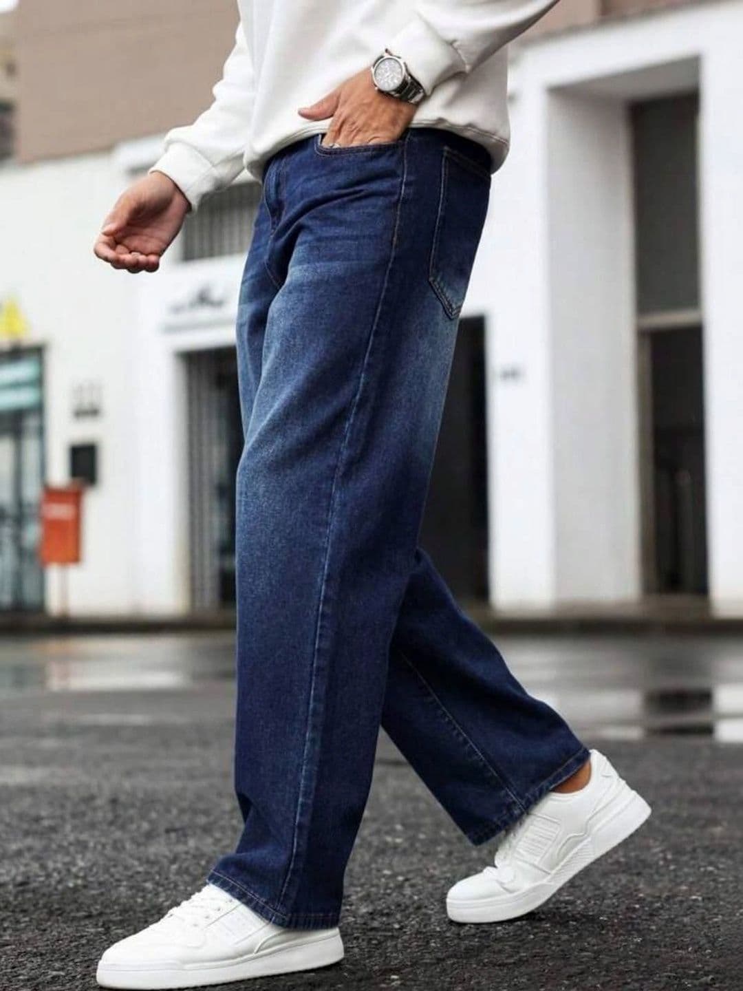 SHIRODHARI Men Low-Rise Jeans thumbnail 2