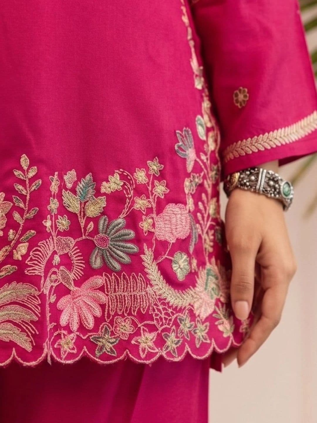 AurexWear Women Ethnic Motifs Embroidered Regular Thread Work Pure Cotton Kurta with Palazzos thumbnail 5