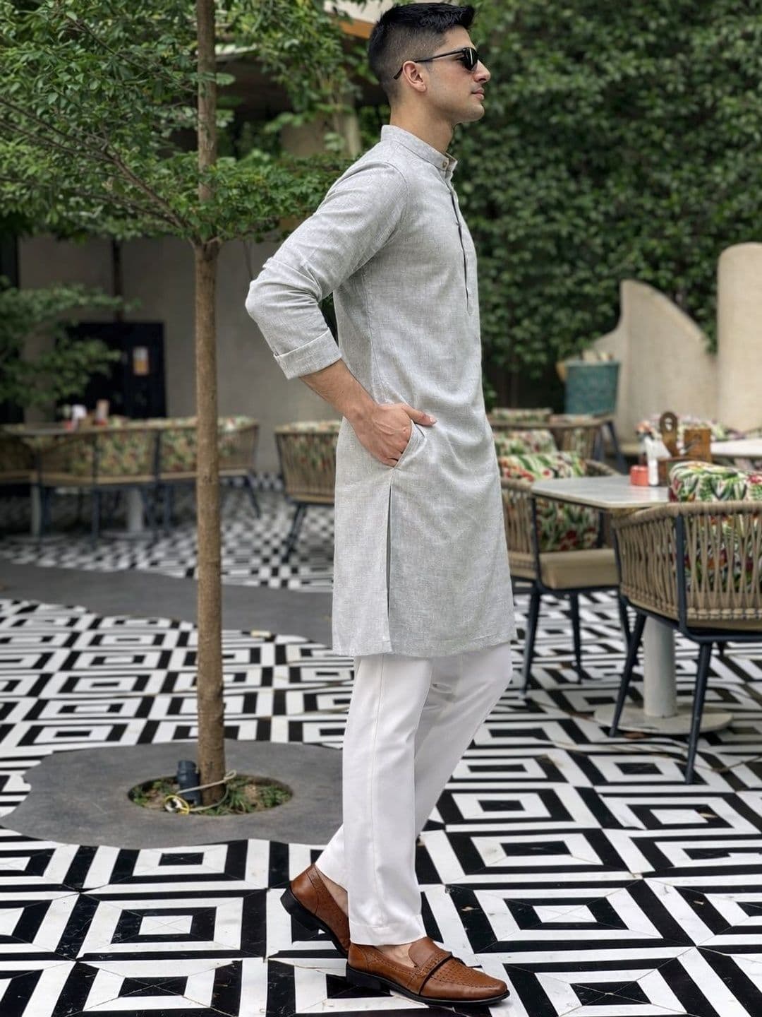 Anouk Men Cotton Linen Long Kurta thumbnail 2