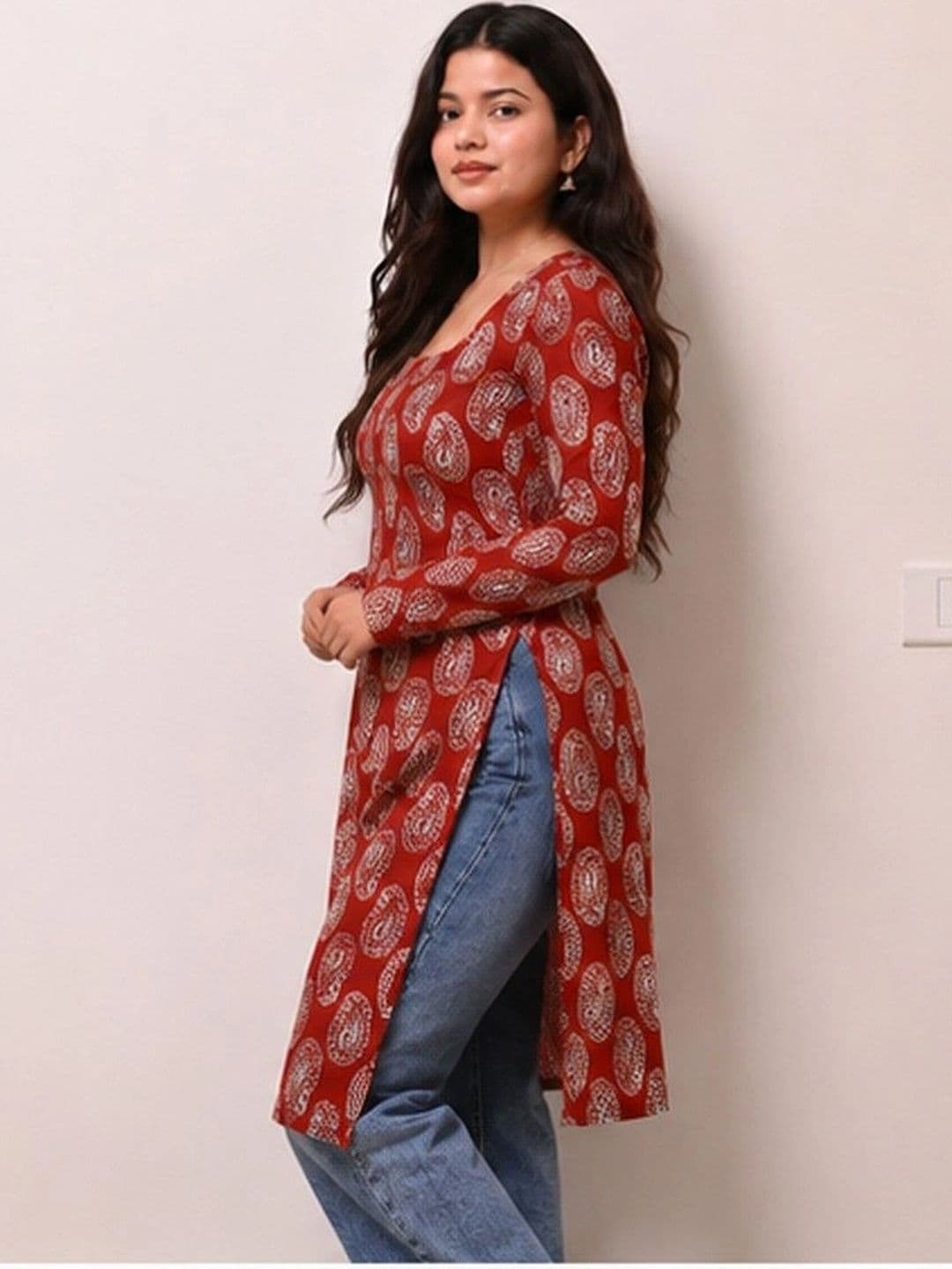 SHRISTHVAN Women Paisley Printed Kurta thumbnail 5