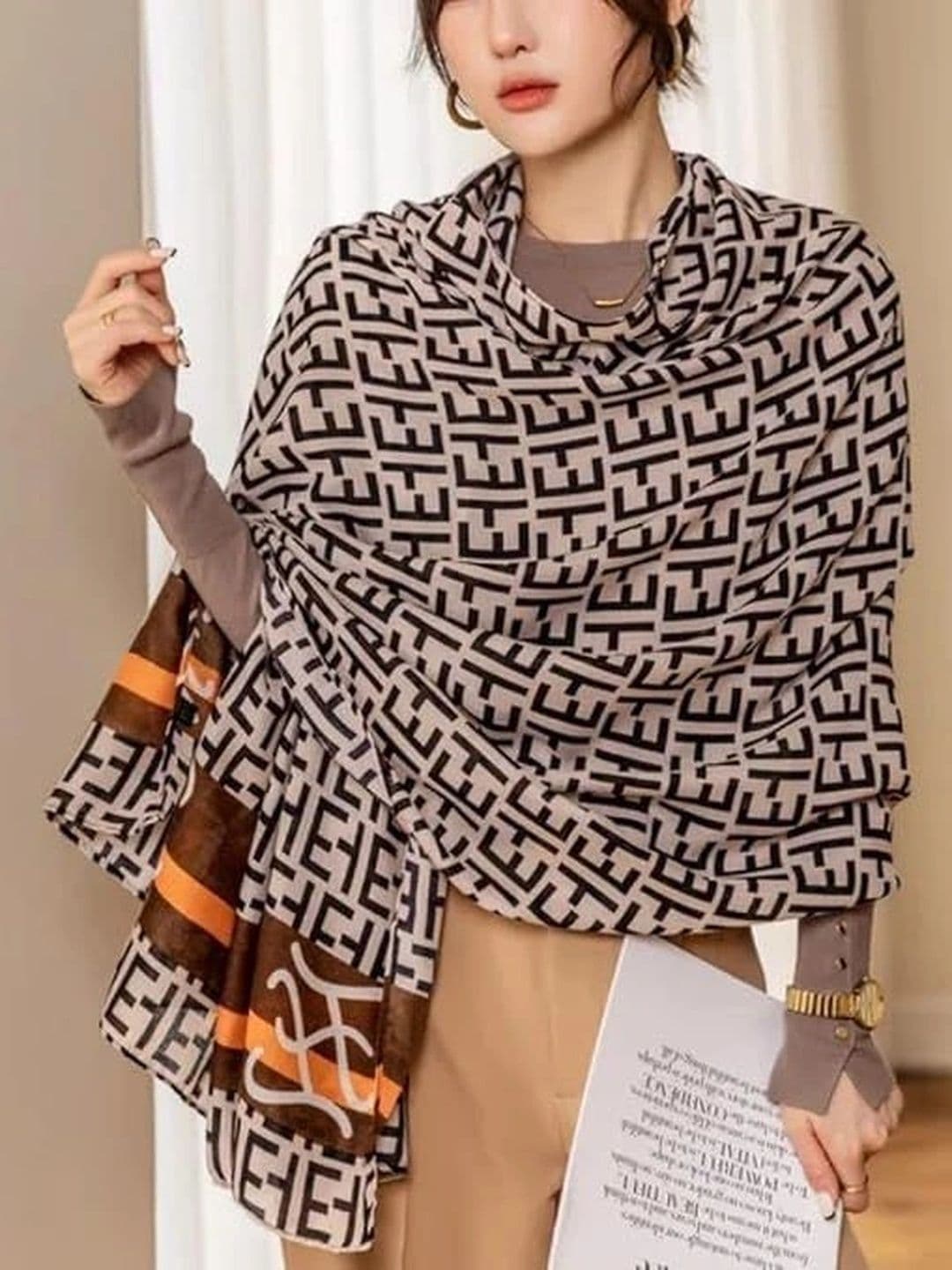 ANDVOGUE Unisex Printed Stole thumbnail 4