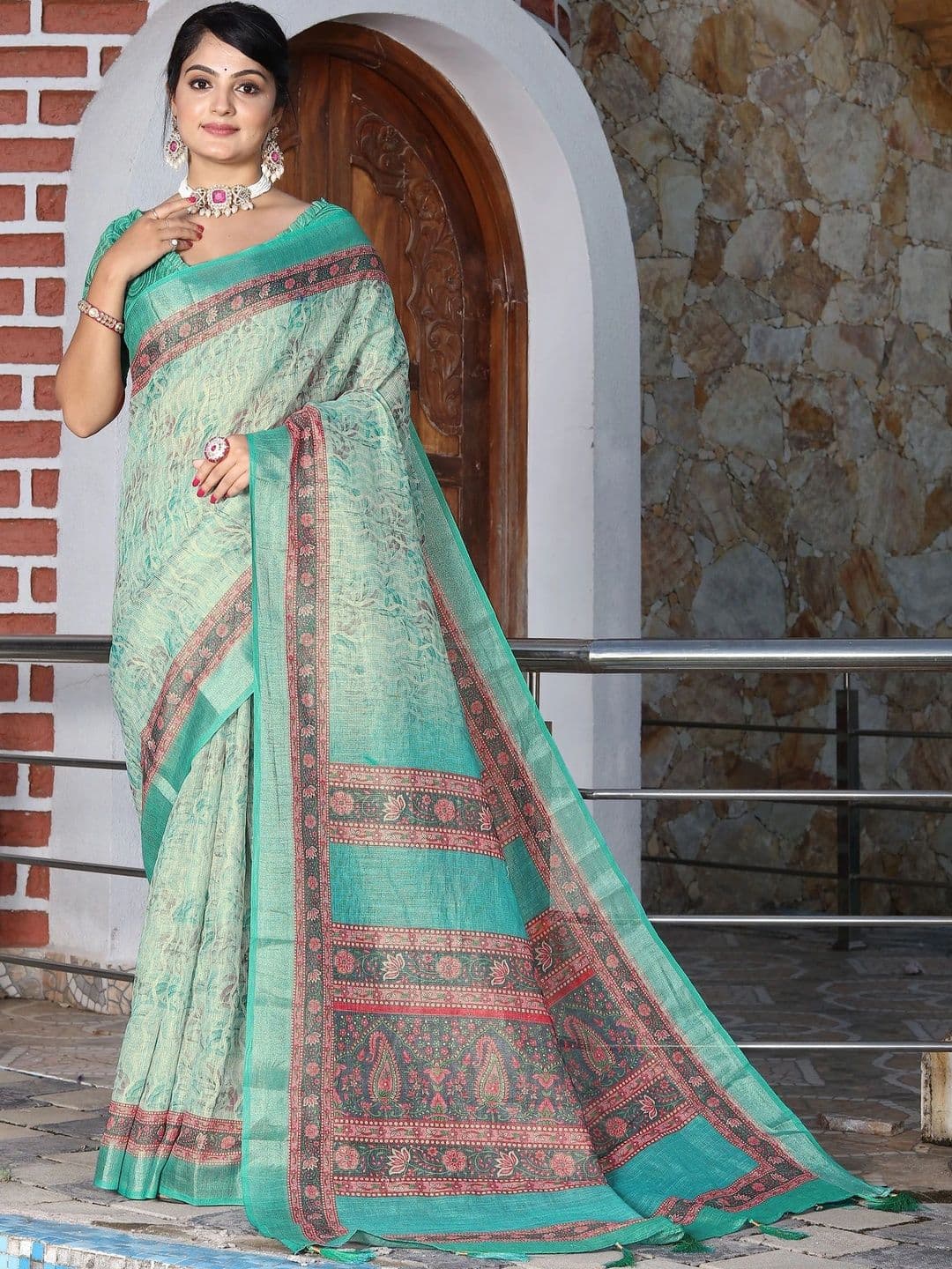 MANVAA Floral Silk Cotton Handloom Saree - view 1
