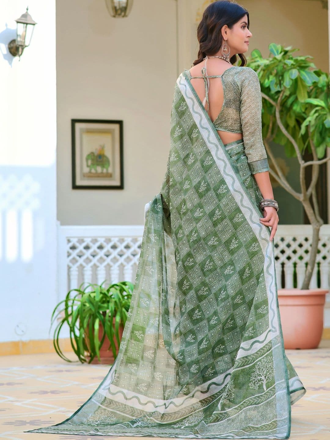 HERE&NOW Floral Saree thumbnail 6