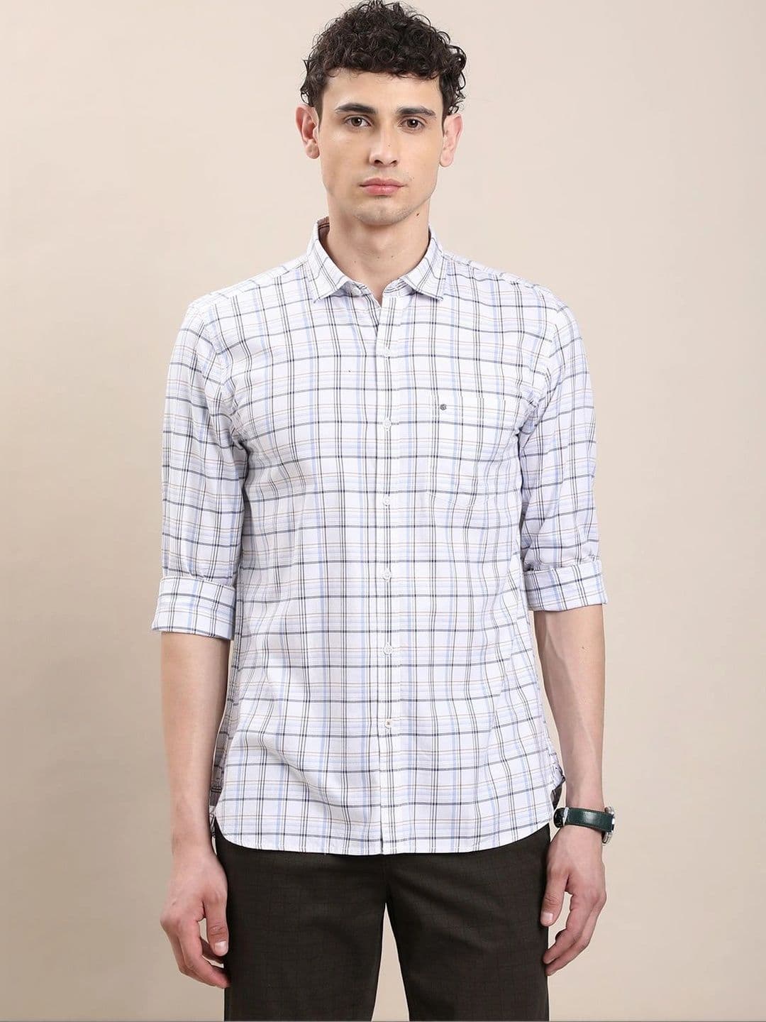 Turtle Men Relaxed Slim Fit Checked Casual Shirt - view 1