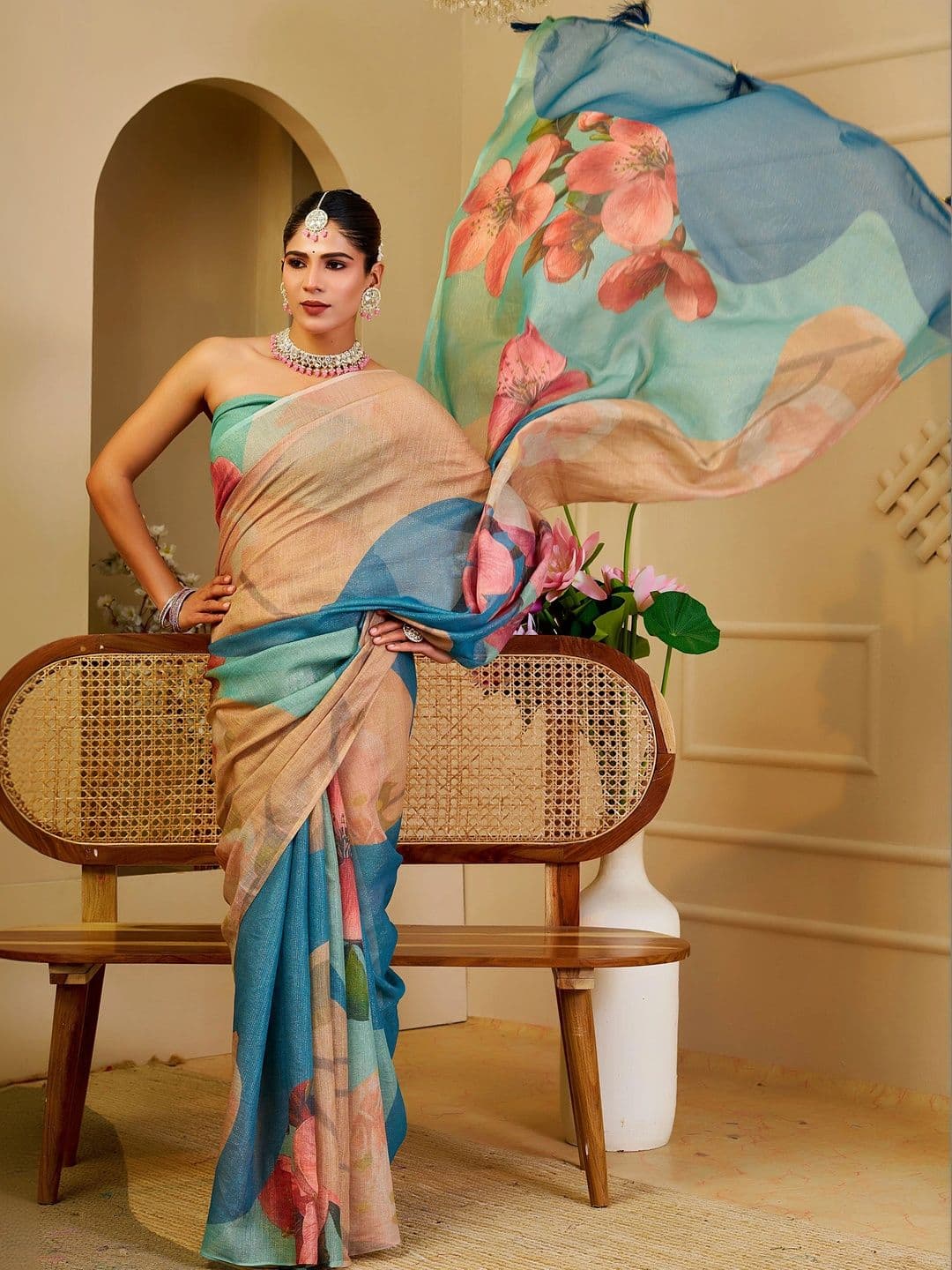 HERE&NOW Women  Floral Silk Cotton Handloom Saree thumbnail 6