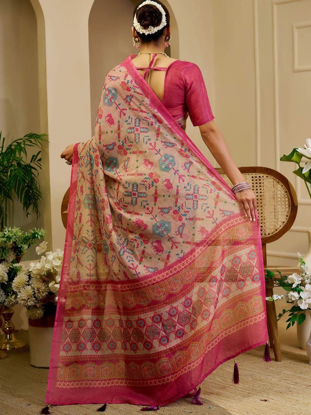 MANVAA Floral Silk Cotton Handloom Saree thumbnail 7