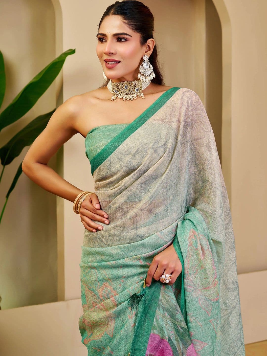 Maroosh Floral Silk Cotton Handloom Saree thumbnail 5
