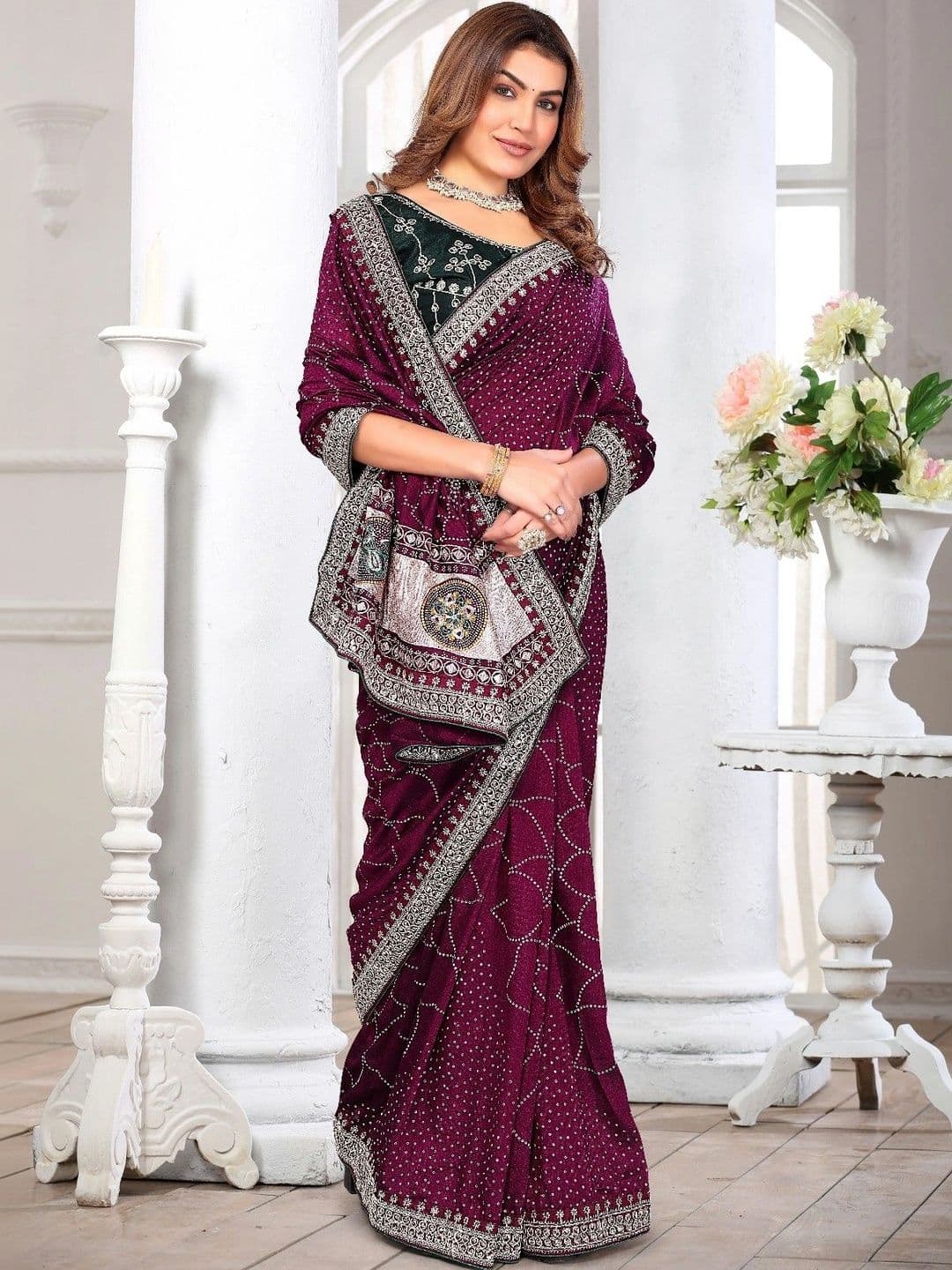 SmileyFashion Bandhani Embroidered Art Silk Designer Saree thumbnail 3
