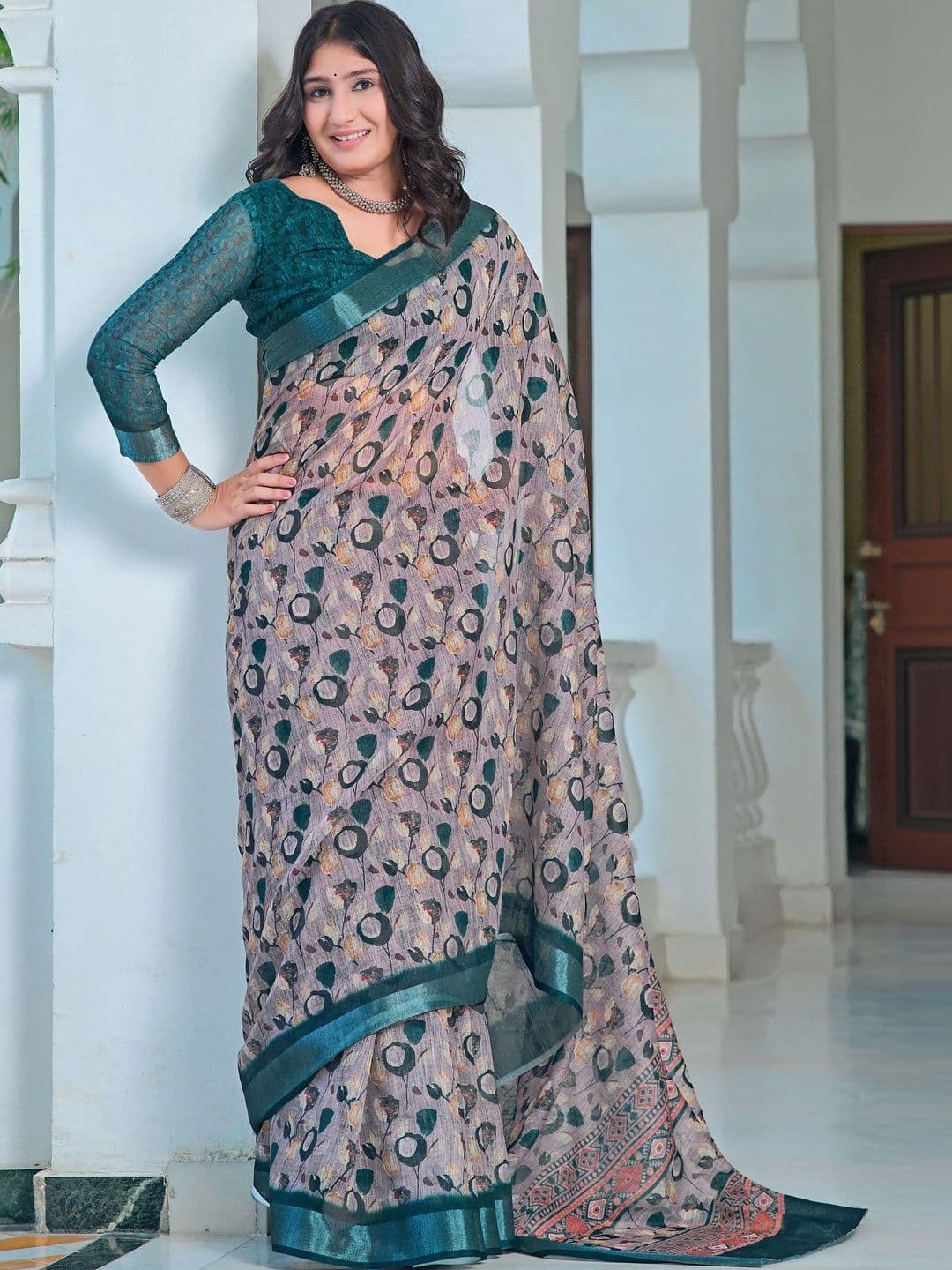 MANVAA Floral Saree thumbnail 6