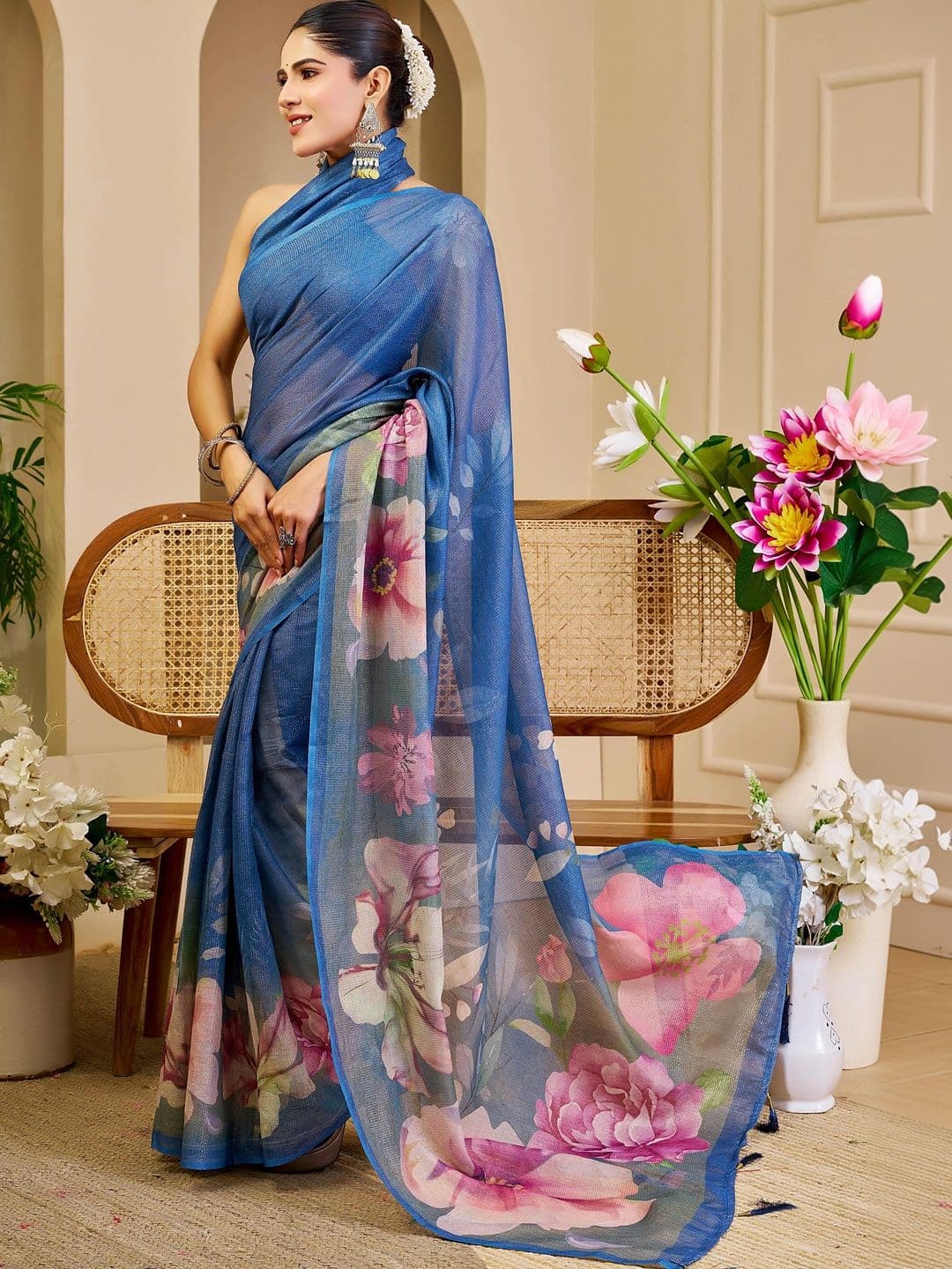 Maroosh Women Floral Silk Cotton Handloom Saree thumbnail 3