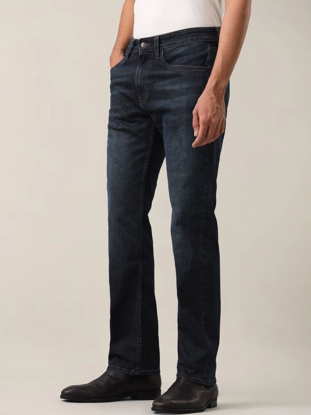 U.S. Polo Assn. Denim Co. Men Regular Fit Mid-Rise Low Distress Jeans thumbnail 4