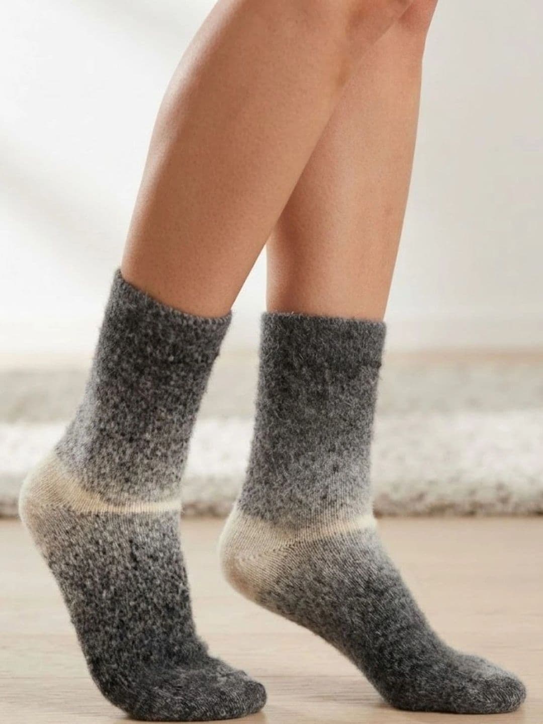 Cdeck Men Woolen Patterned Above Ankle Socks thumbnail 2