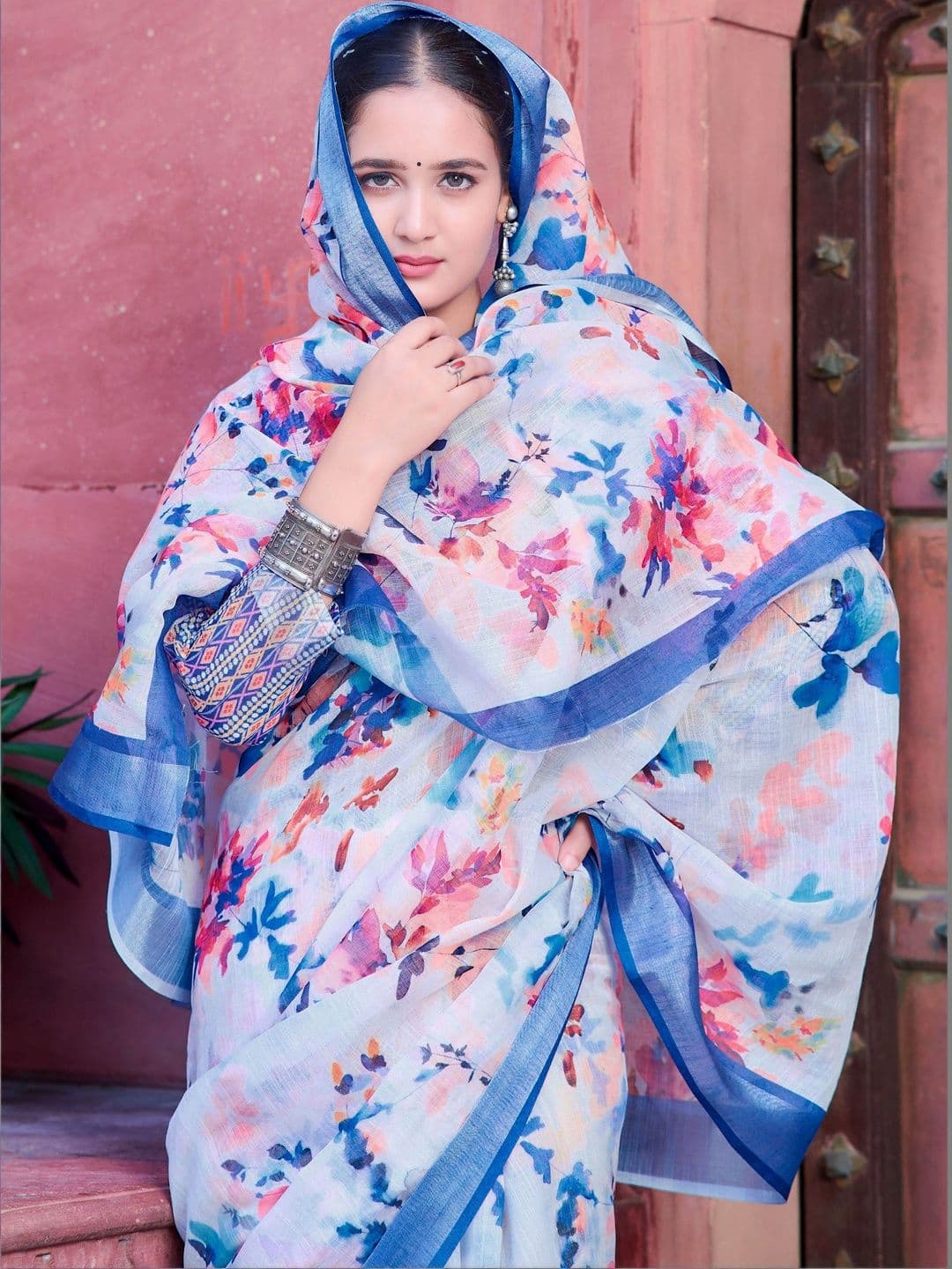 Maroosh Floral Saree thumbnail 4