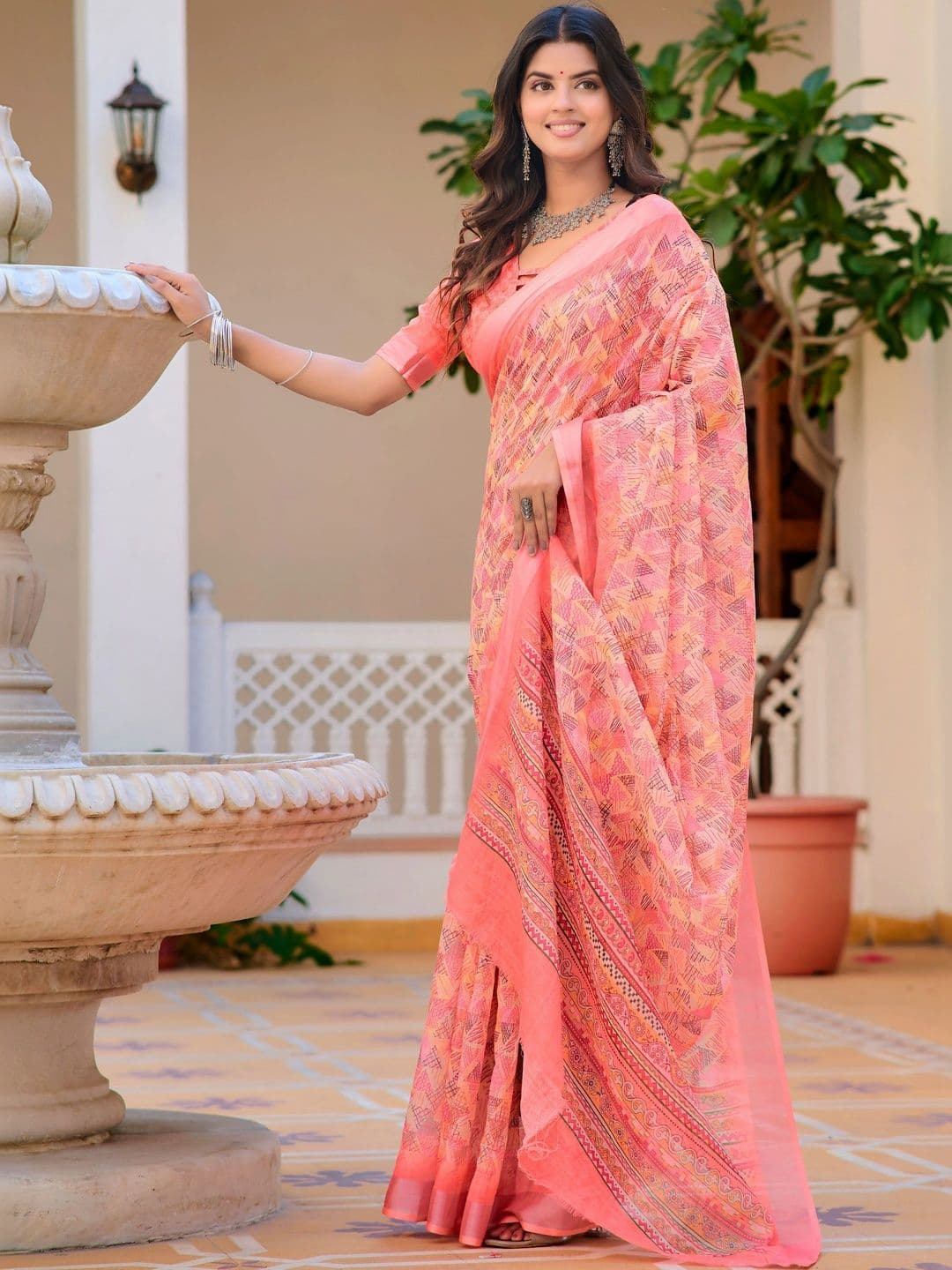 MANVAA Floral Saree thumbnail 3