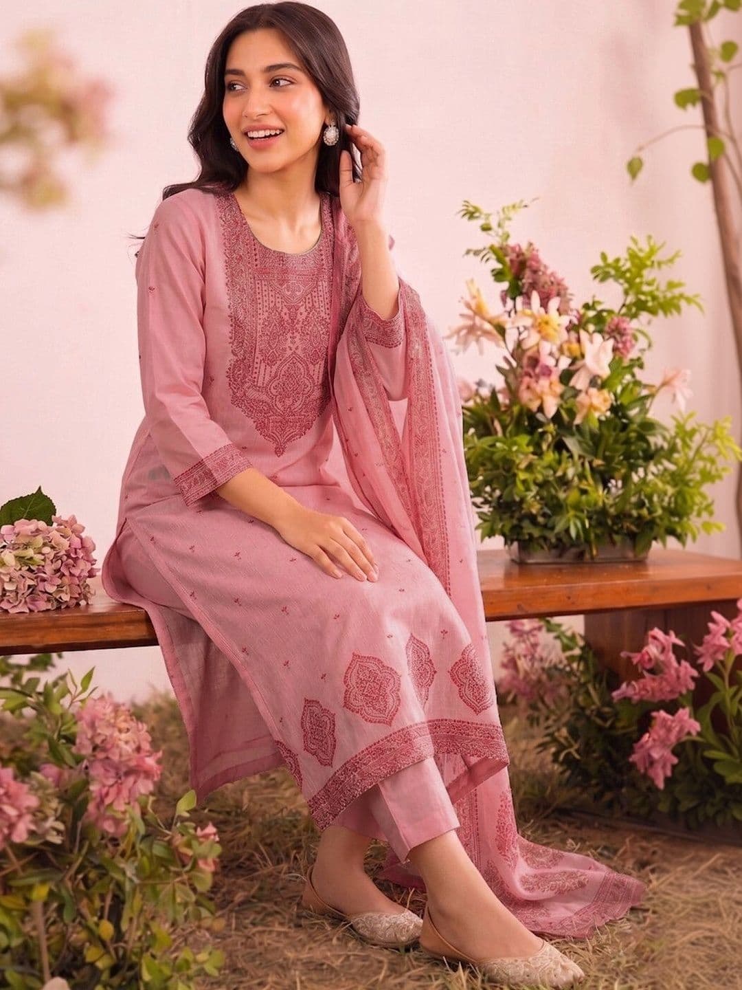 SKYLEE Women Ethnic Motifs Embroidered Regular Thread Work Pure Cotton Kurta with Trousers & With Dupatta thumbnail 4