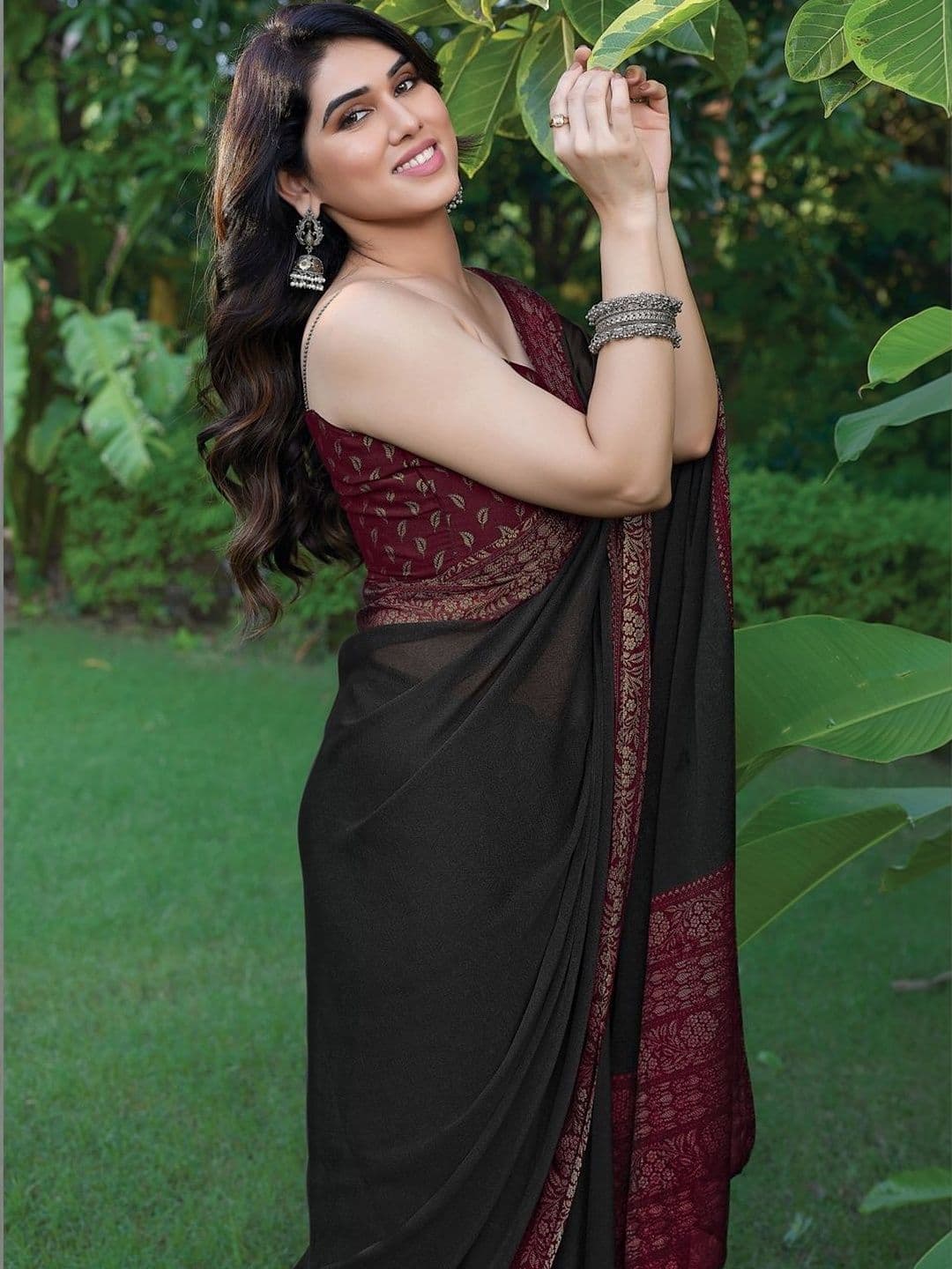 KALINI Woven Design Zari Poly Chiffon Saree thumbnail 4