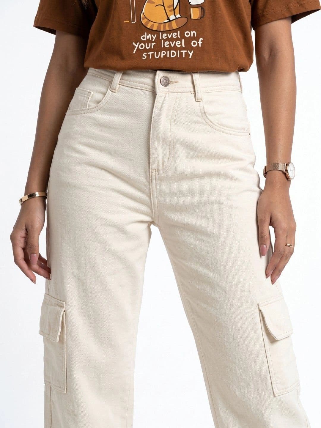 glitchez Women Classic Relaxed Fit Mid-Rise Stretchable Jeans thumbnail 4