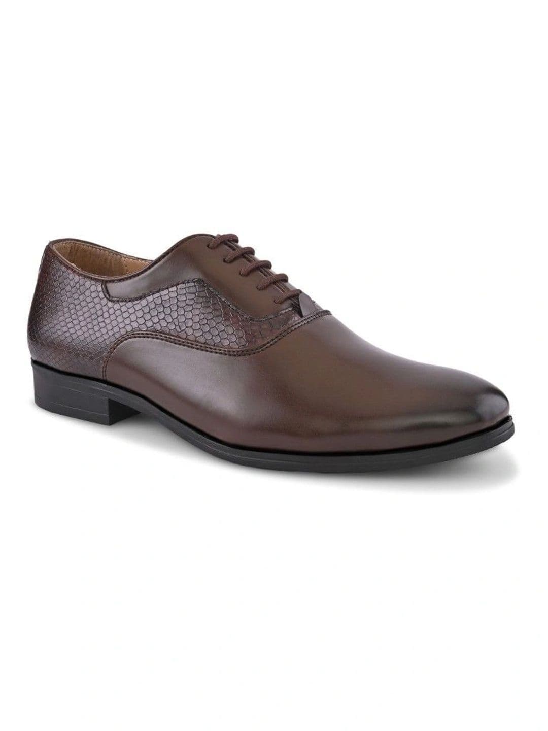 House of Pataudi Men Textured Formal Oxfords thumbnail 3