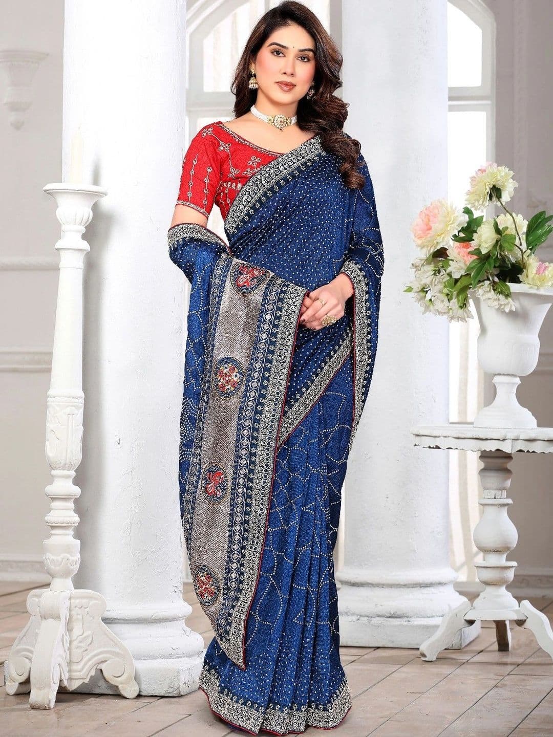 SmileyFashion Embellished Embroidered Art Silk Designer Saree thumbnail 3