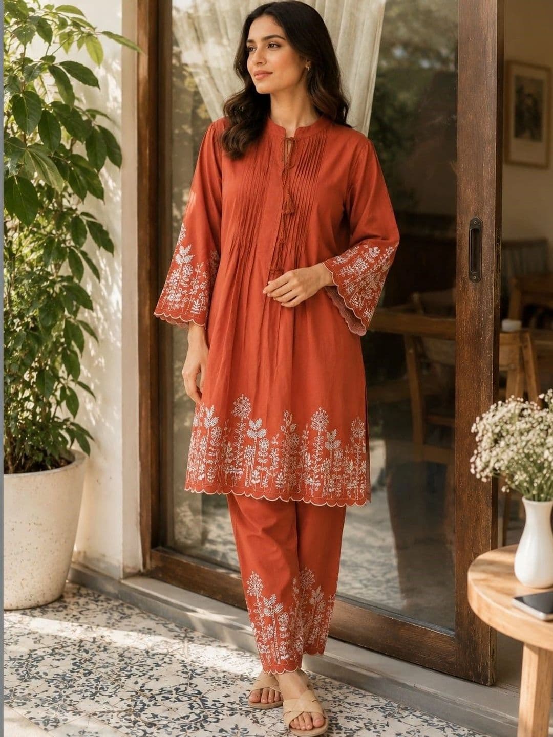 Ilaaha Women Ethnic Motifs Embroidered Regular Thread Work Pure Cotton Kurta with Trousers thumbnail 3