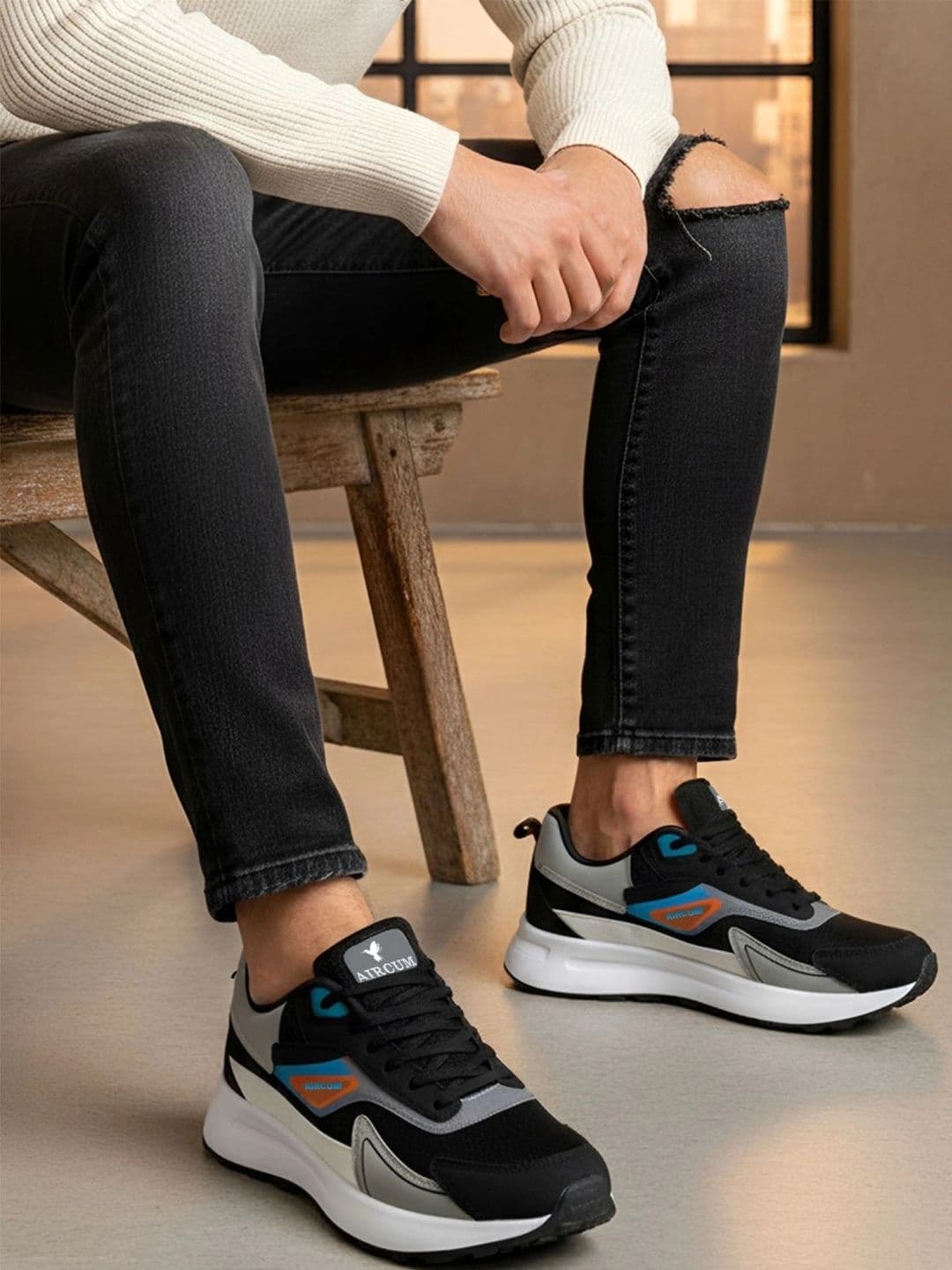 Aircum Men Colourblocked Sneakers thumbnail 4