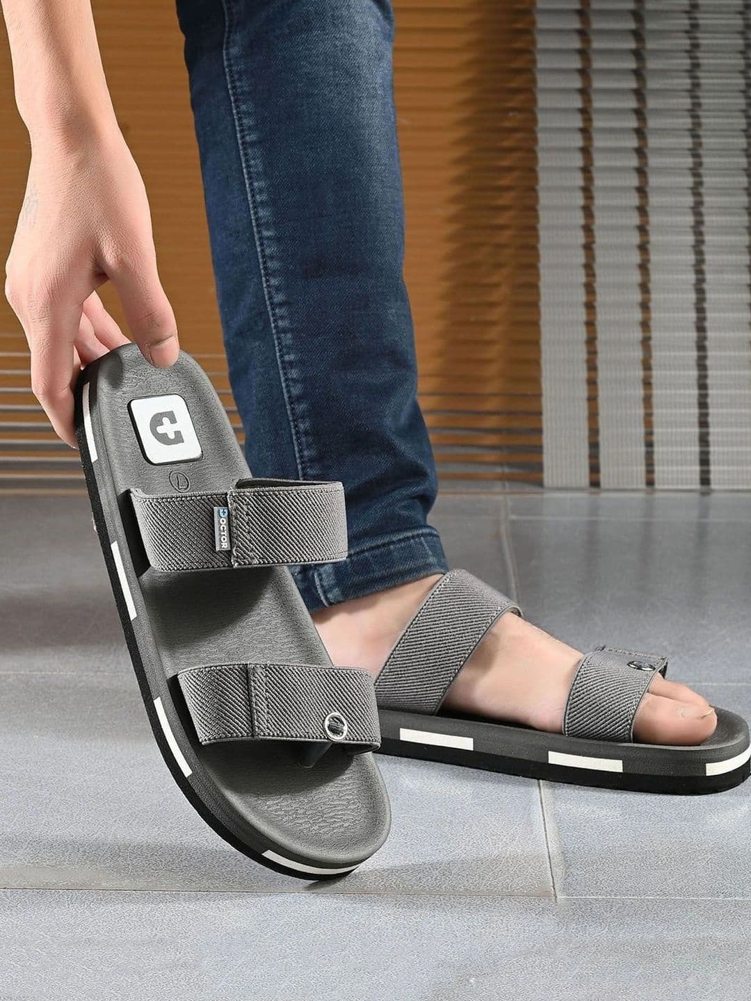 DOCTOR HEALTH SUPER SOFT Men Slip-On Comfort Sandals - view 1