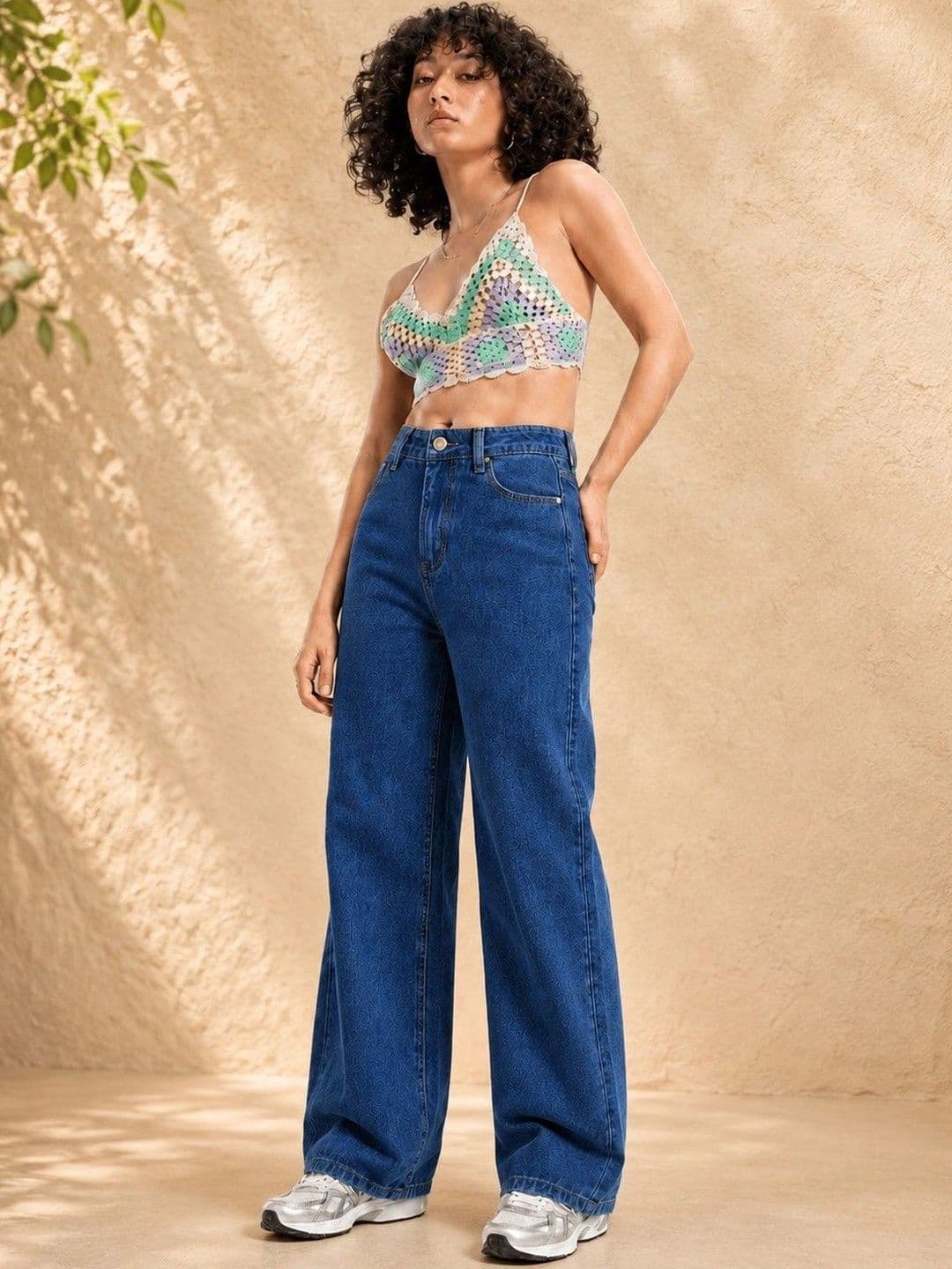 DressBerry Women Comfort Wide Leg High-Rise Light Fade Stretchable Jeans thumbnail 4