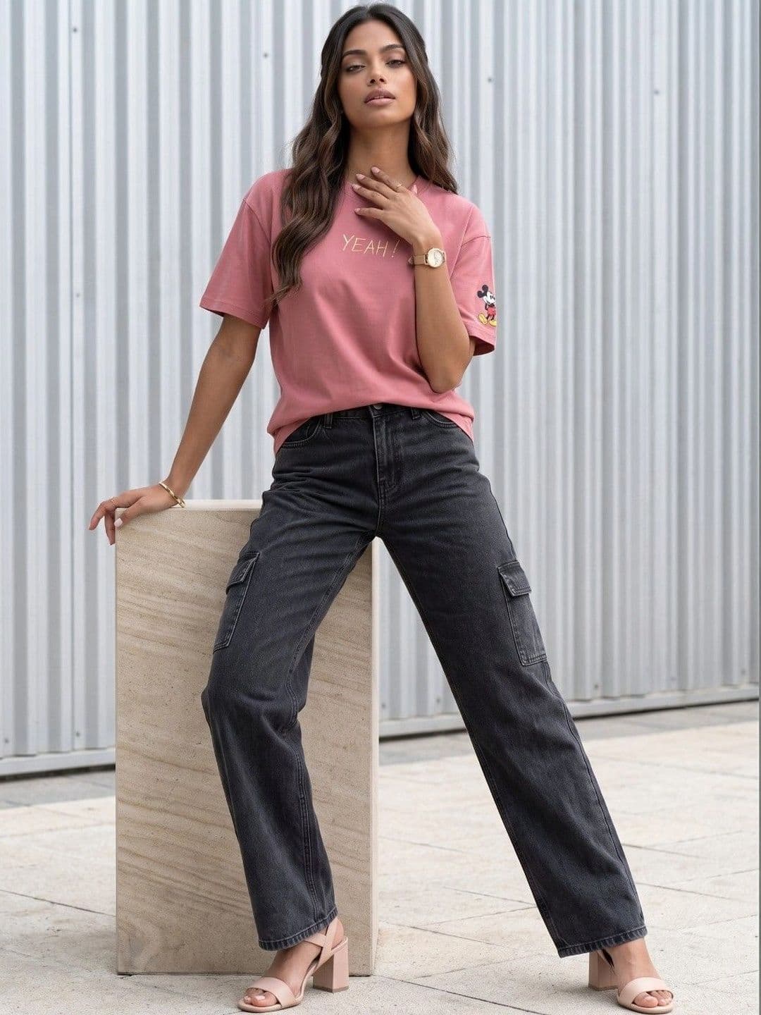 COMFITS Women Classic Relaxed Fit Mid-Rise Stretchable Jeans thumbnail 4