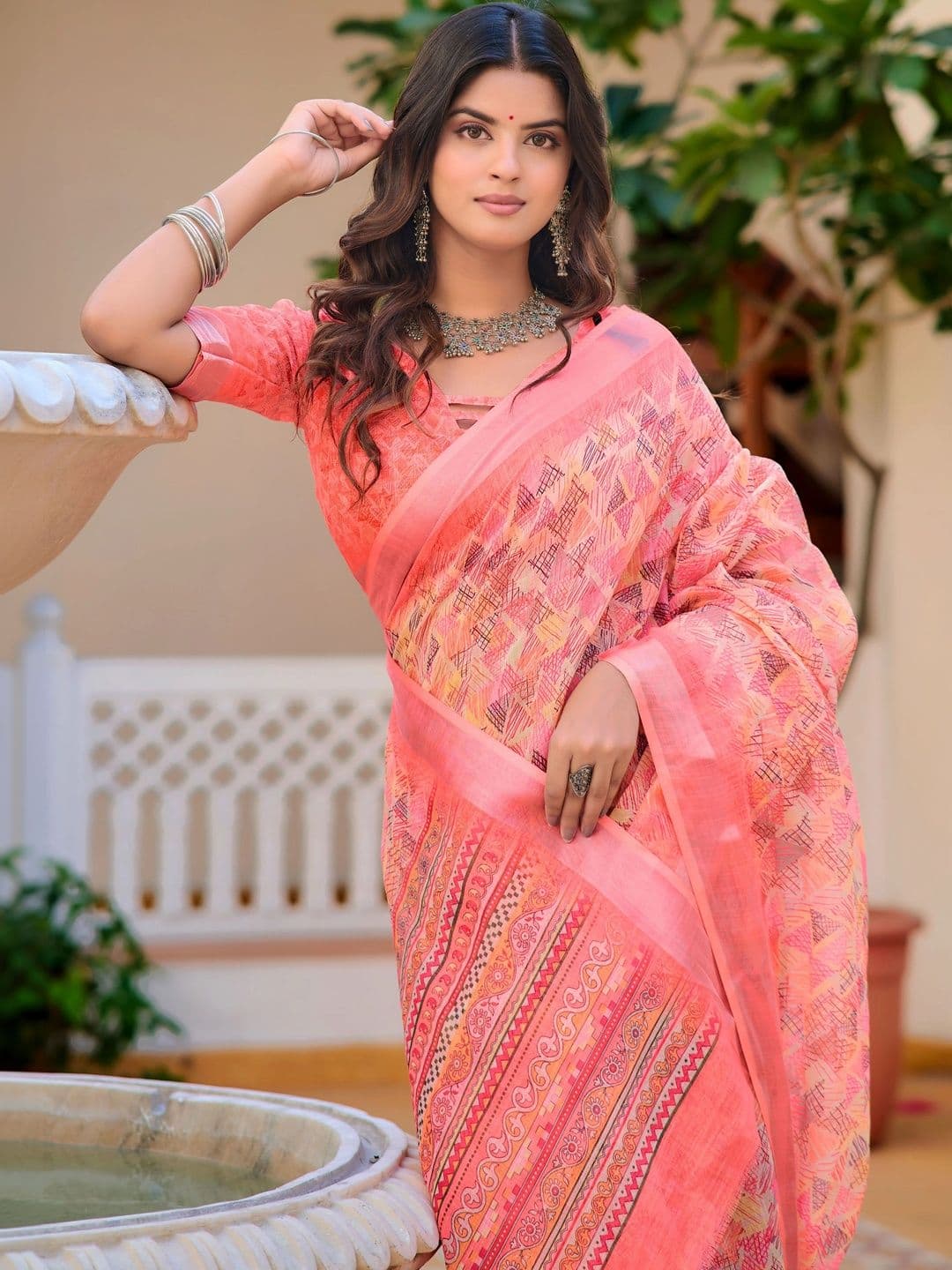 MANVAA Floral Saree thumbnail 6